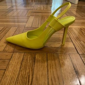 Zara Neon Yellow Pump